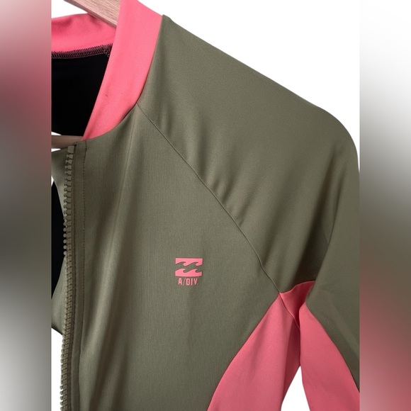 NWT Billabong long sleeve surf swimsuit medium - Picture 6 of 10